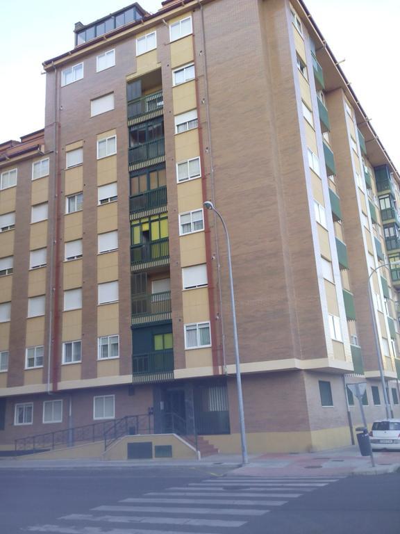 Apartamento Dh Zamora Exterior photo